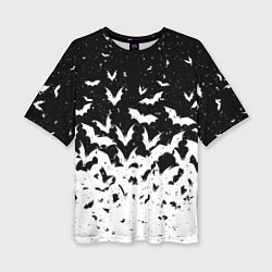 Женская футболка оверсайз Black and white bat pattern