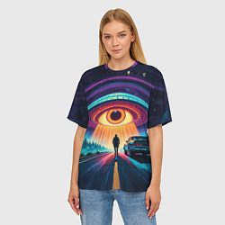 Футболка оверсайз женская НЛО в форме глаза и человек на дороге, цвет: 3D-принт — фото 2