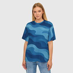 Футболка оверсайз женская Синие волнистые линии в виде камуфляжа, цвет: 3D-принт — фото 2