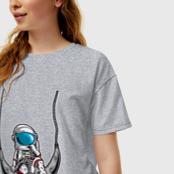 Футболка оверсайз женская Космонавт на луне, цвет: меланж — фото 2