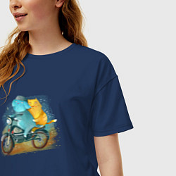Футболка оверсайз женская Кошки на мотоцикле, цвет: тёмно-синий — фото 2
