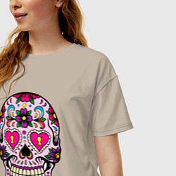 Футболка оверсайз женская Розовый череп с сердечками и цветами, цвет: миндальный — фото 2