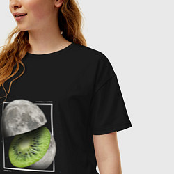 Футболка оверсайз женская Луна фрукт киви в разрезе, цвет: черный — фото 2