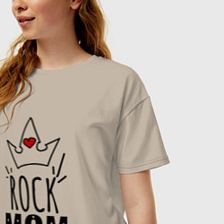Футболка оверсайз женская Rock mom надпись с короной, цвет: миндальный — фото 2
