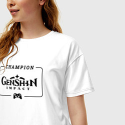 Футболка оверсайз женская Genshin Impact gaming champion: рамка с лого и джо, цвет: белый — фото 2