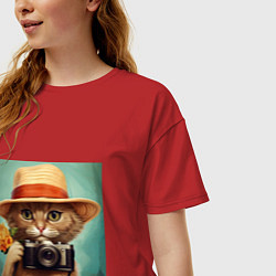 Футболка оверсайз женская Кот в соломенной шляпе с фотоаппаратом, цвет: красный — фото 2