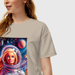 Футболка оверсайз женская Красавица Барби в космосе - нейросеть, цвет: миндальный — фото 2