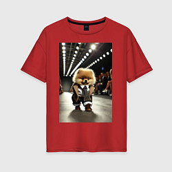 Футболка оверсайз женская Шпиц на подиуме - показ мод животных, цвет: красный