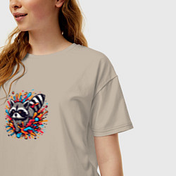 Футболка оверсайз женская Енот в брызгах краски, цвет: миндальный — фото 2