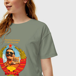 Футболка оверсайз женская Сталин и кот, цвет: авокадо — фото 2