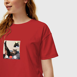 Футболка оверсайз женская Видеозвонок с кошкой - мем для пары, цвет: красный — фото 2