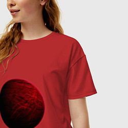 Футболка оверсайз женская Планета арт, багровая, цвет: красный — фото 2