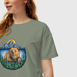 Футболка оверсайз женская Медведь на природе, цвет: авокадо — фото 2