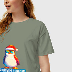 Футболка оверсайз женская Новогодний пингвин, цвет: авокадо — фото 2