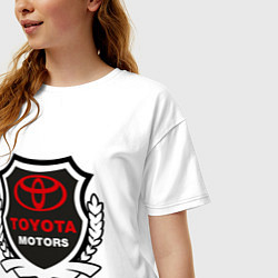 Футболка оверсайз женская Тойота моторс герб, цвет: белый — фото 2