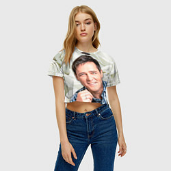 Футболка 3D укороченная женская Юрий Шатунов на фоне белых роз, цвет: 3D-принт — фото 2