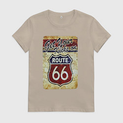 Футболка хлопковая женская Получи удовольствие от трассы 66!, цвет: миндальный