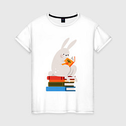 Футболка хлопковая женская Читающий кролик на книгах, цвет: белый