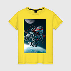 Футболка хлопковая женская Космонавт над землей, цвет: желтый