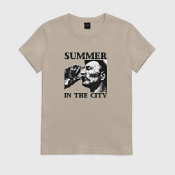 Футболка хлопковая женская Лето в городе, цвет: миндальный