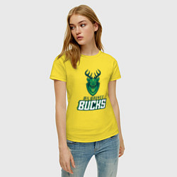 Футболка хлопковая женская Milwaukee Bucks NBA, цвет: желтый — фото 2