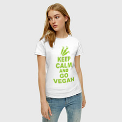 Футболка хлопковая женская Keep Calm & Go Vegan, цвет: белый — фото 2