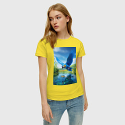 Футболка хлопковая женская Попугай ловит рыбу, цвет: желтый — фото 2