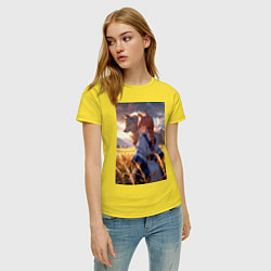 Футболка хлопковая женская Девушка-волчица посреди поля пшеницы, цвет: желтый — фото 2