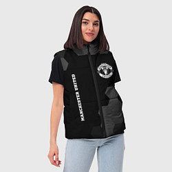 Женский жилет Manchester United sport на темном фоне вертикально, цвет: 3D-черный — фото 2