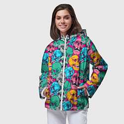 Ветровка с капюшоном женская Яркие черепа на розовом, цвет: 3D-белый — фото 2