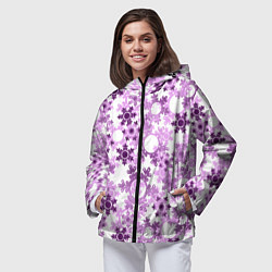 Ветровка с капюшоном женская Розовые снежинки на белом фоне Новогодний декор, цвет: 3D-черный — фото 2